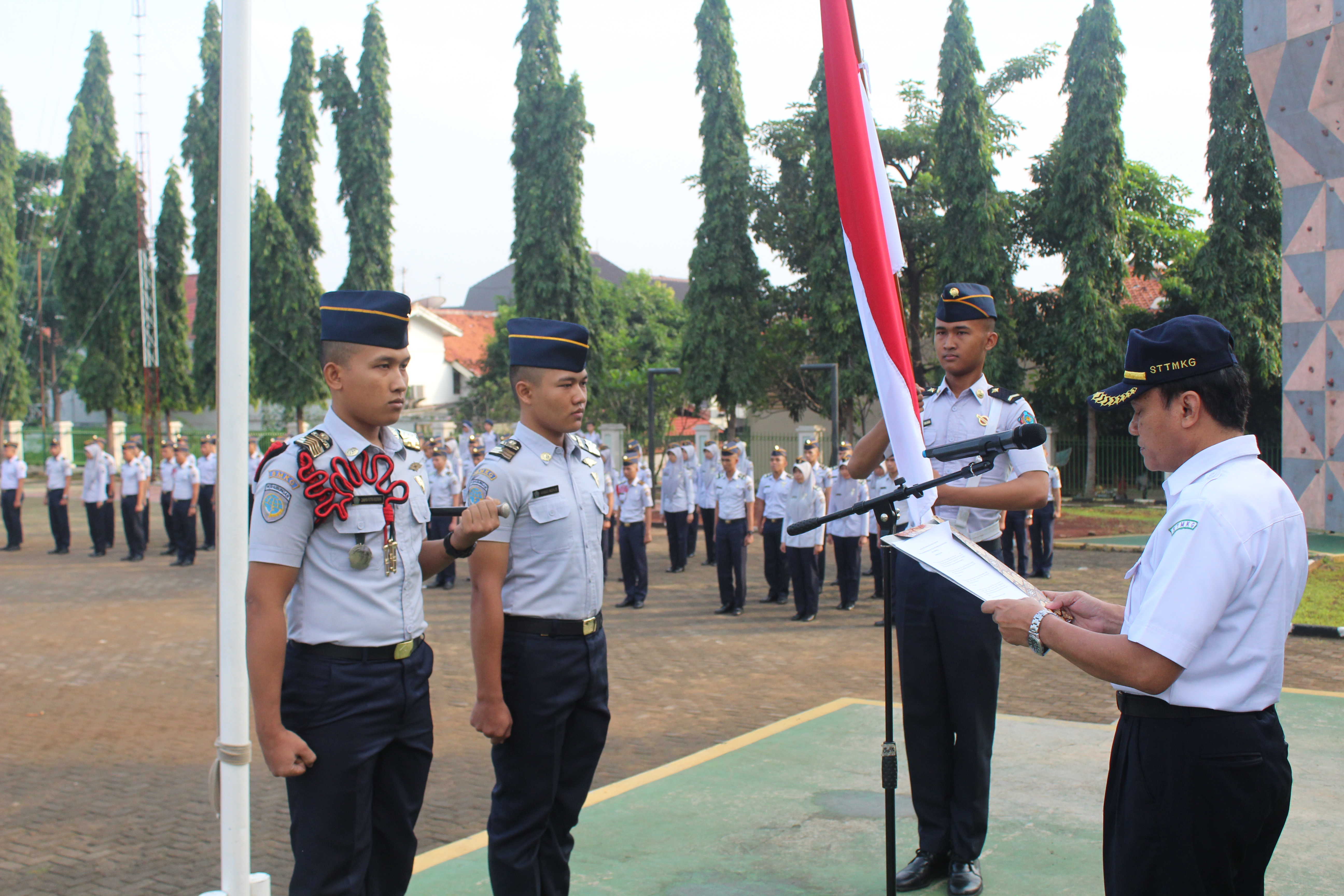 Pelantikan dan Serah Terima Jabatan Komandan Resimen STMKG Periode 2016 2017 STMKG Jakarta